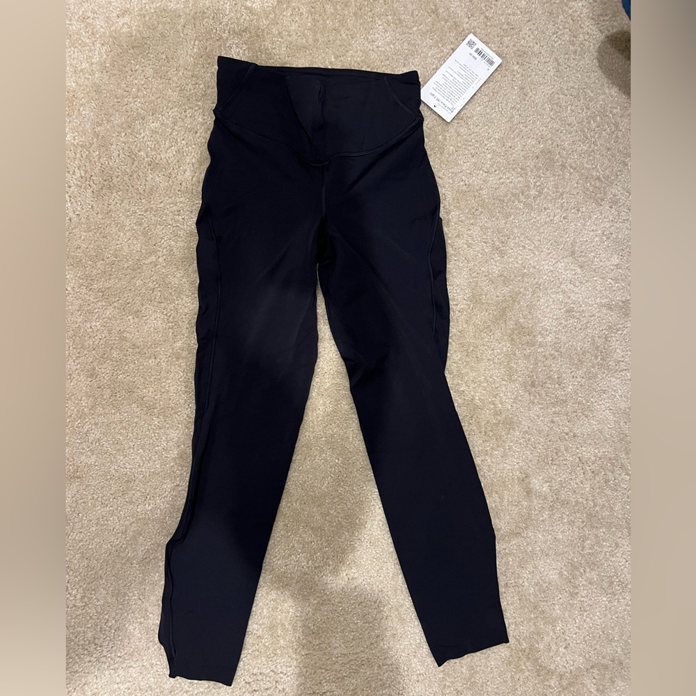 Lululemon base pace HR Tight Legging 25” NWT